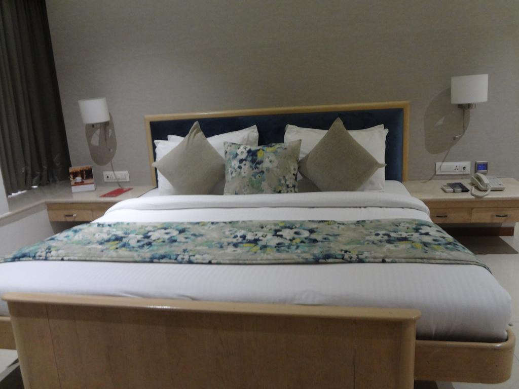 Hotel Suncity Apollo - Gateway Of India Mumbai Luaran gambar